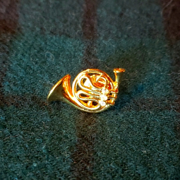 Tie Tack / Pin - French Horn Orchestra Pin w/Rhinestones - VTG 80s Gold-Tone EVC - Picture 7 of 8